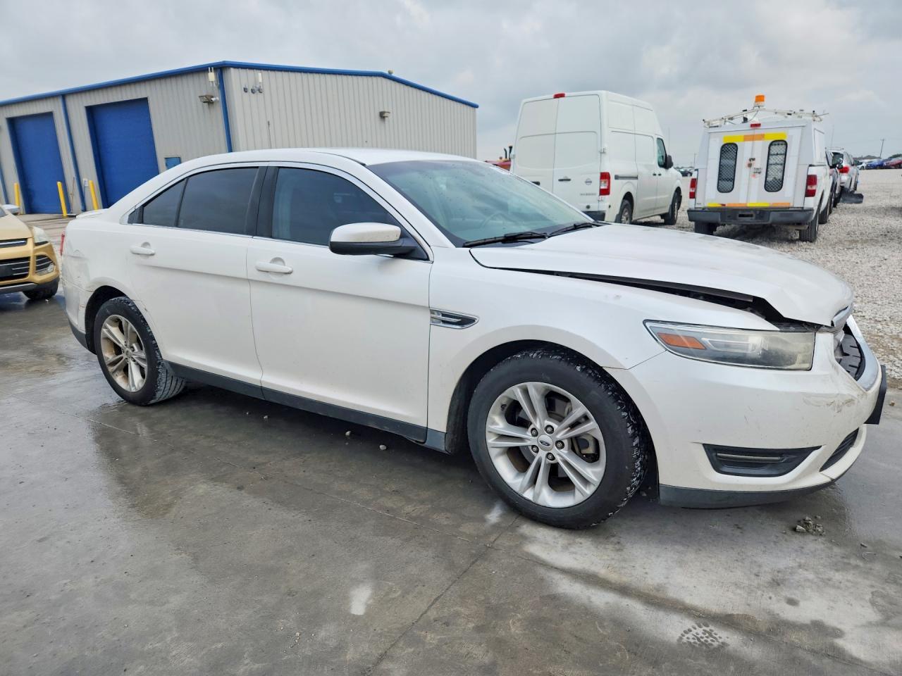 2013 Ford Taurus Sel - Image 4