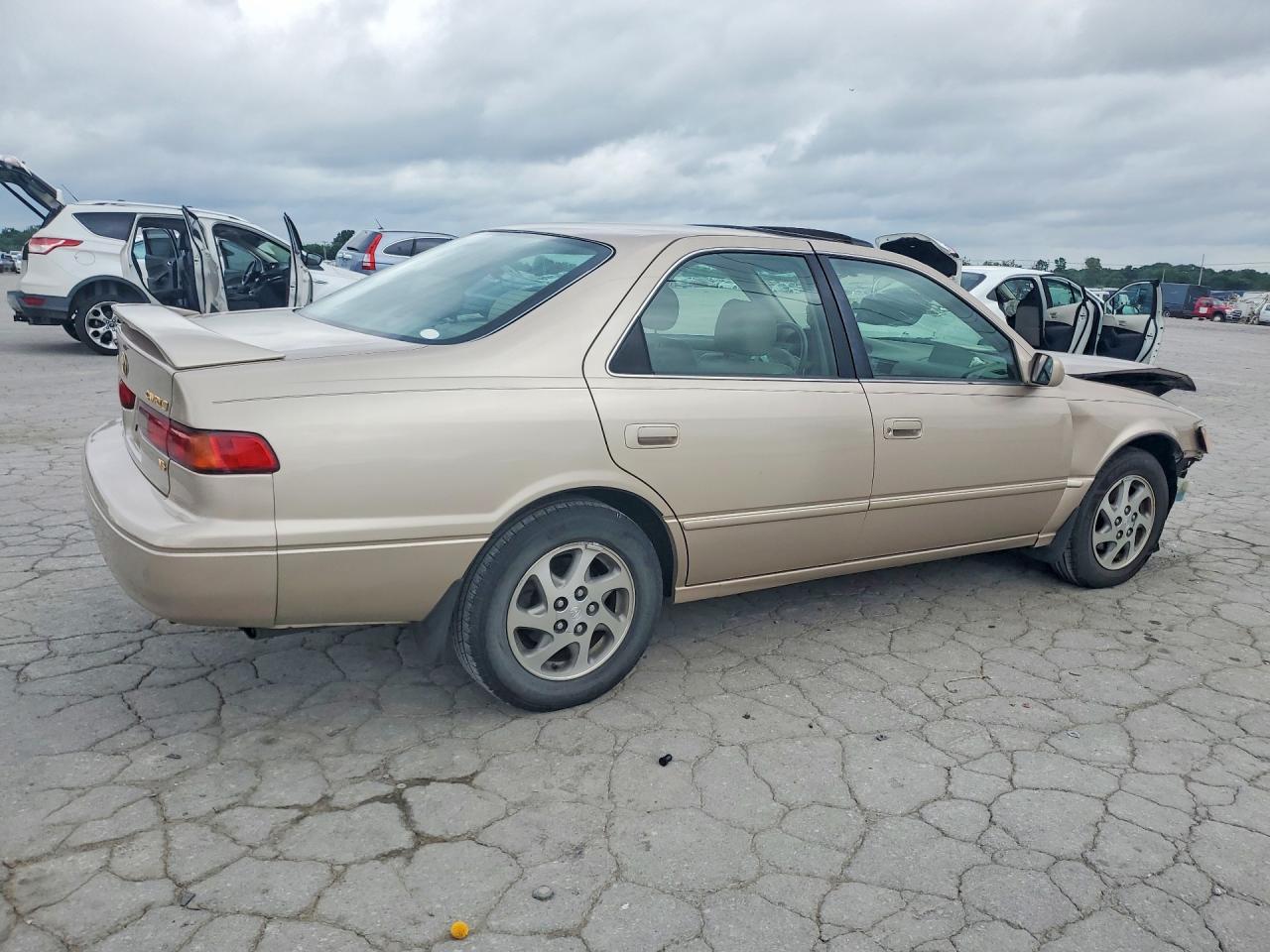 1998 Toyota Camry Xle V6 - Фото 3