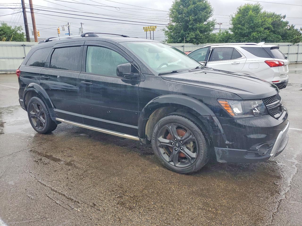 2019 Dodge Journey Crossroad - Image 4