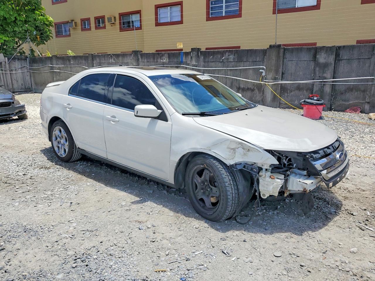 2011 Ford Fusion Se - Image 4