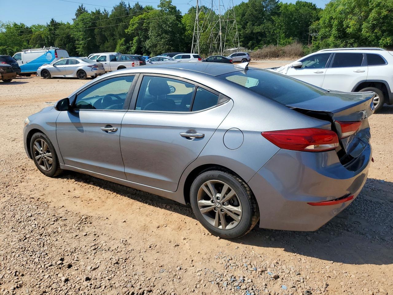 2018 Hyundai Elantra Sel - Фото 2