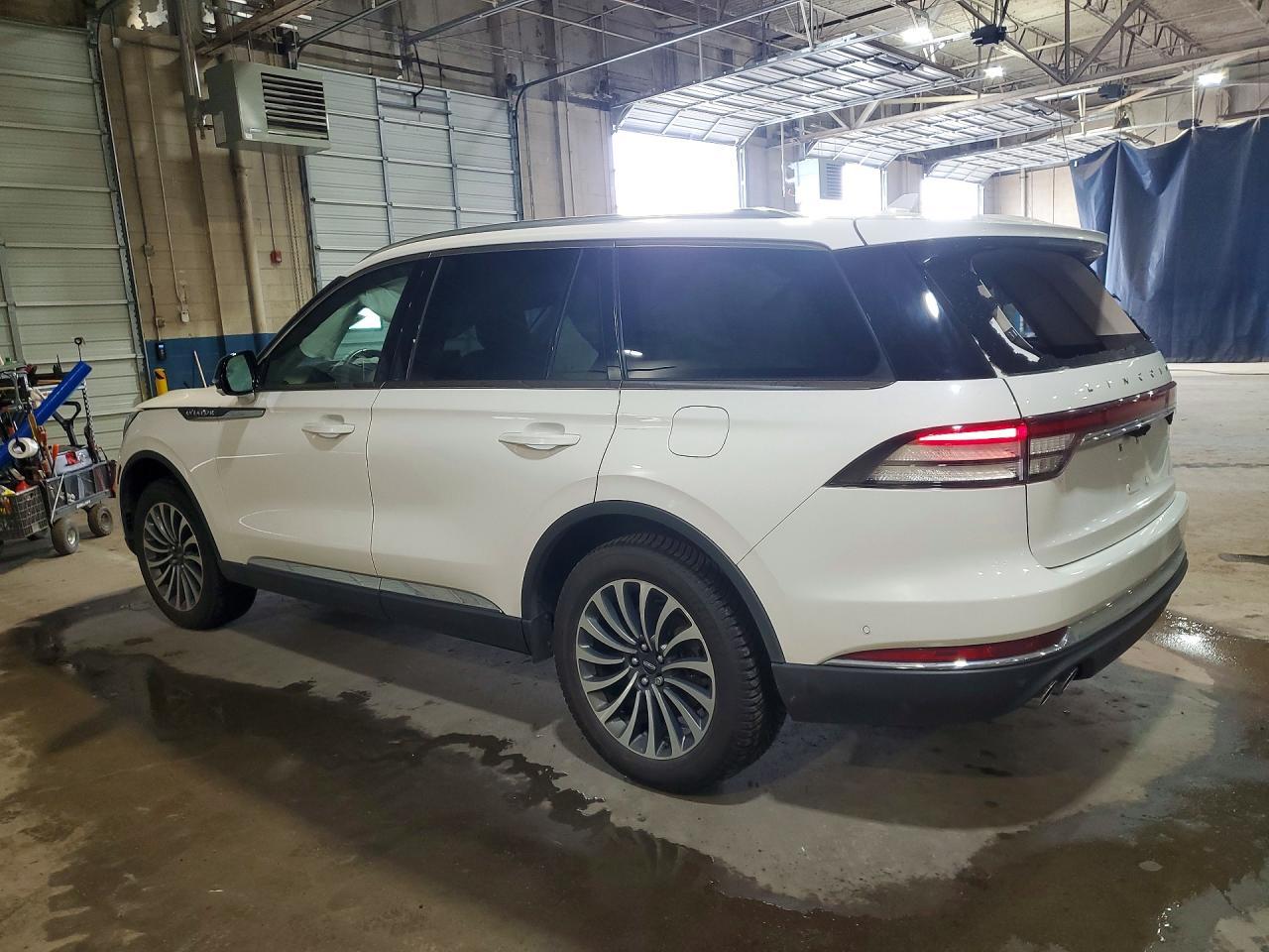 2022 Lincoln Aviator Reserve - Фото 2