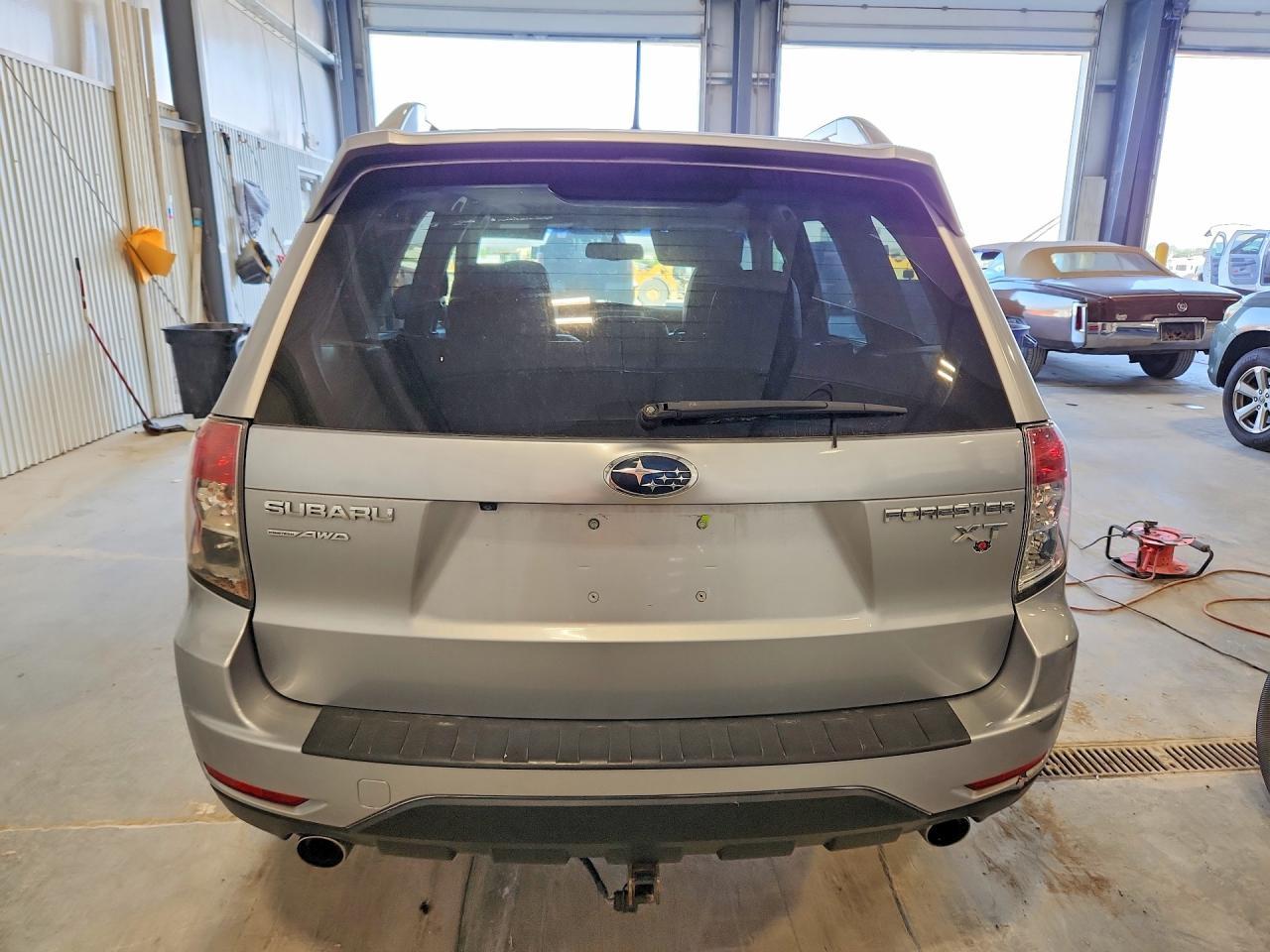 2013 Subaru Forester Touring - Фото 6
