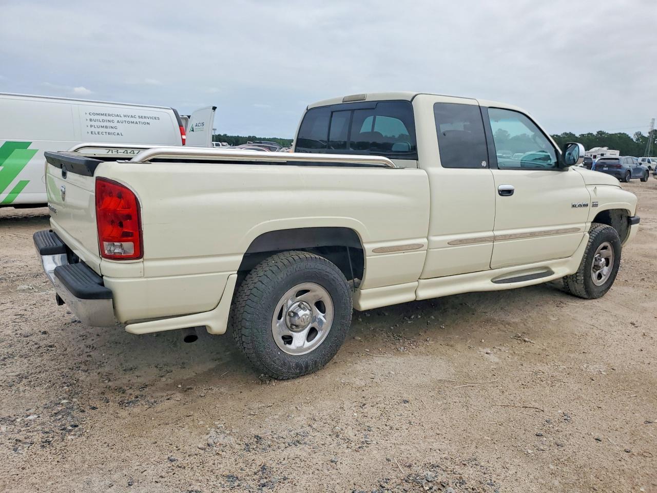 1999 Dodge Ram 1500 - Image 3