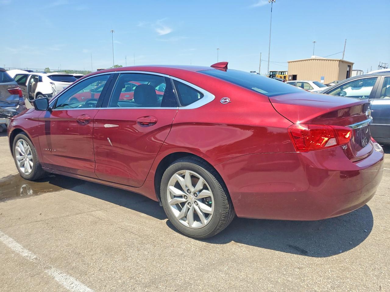 2017 Chevrolet Impala Lt - Image 2