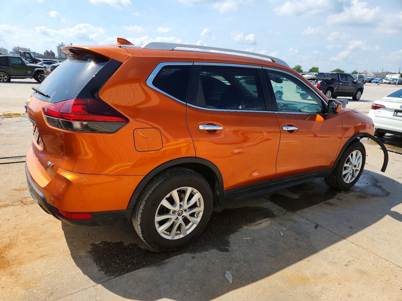 2019 Nissan Rogue Sv - Image 3