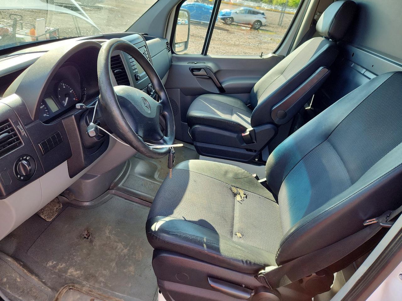 2015 Mercedes Benz Sprinter 2500 Refrigerated Delivery Van - Фото 7