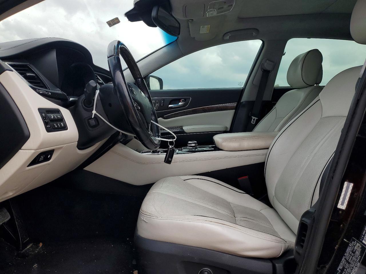 2015 Kia K900 Luxury - Image 7