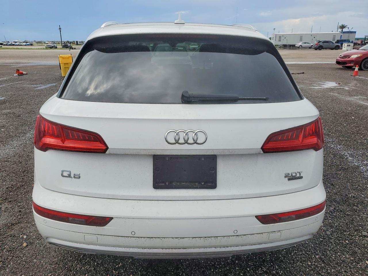 2018 Audi Q5 Premium Plus - Image 6