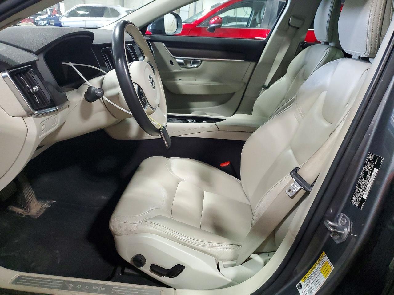 2019 Volvo V90 Cross Country T5 Momentum - Фото 7