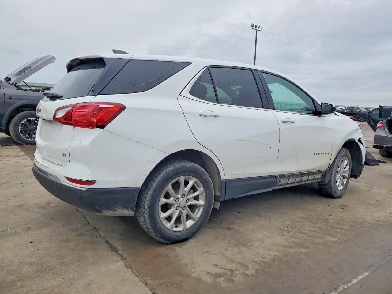 2020 Chevrolet Equinox Lt - Фото 3
