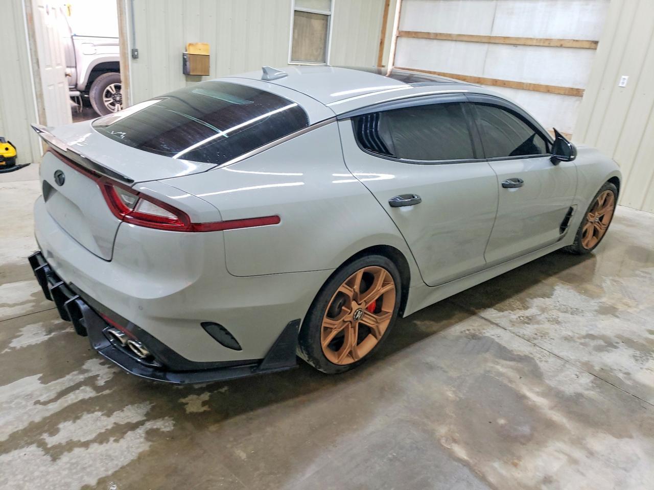 2018 Kia Stinger Gt2 - Фото 3