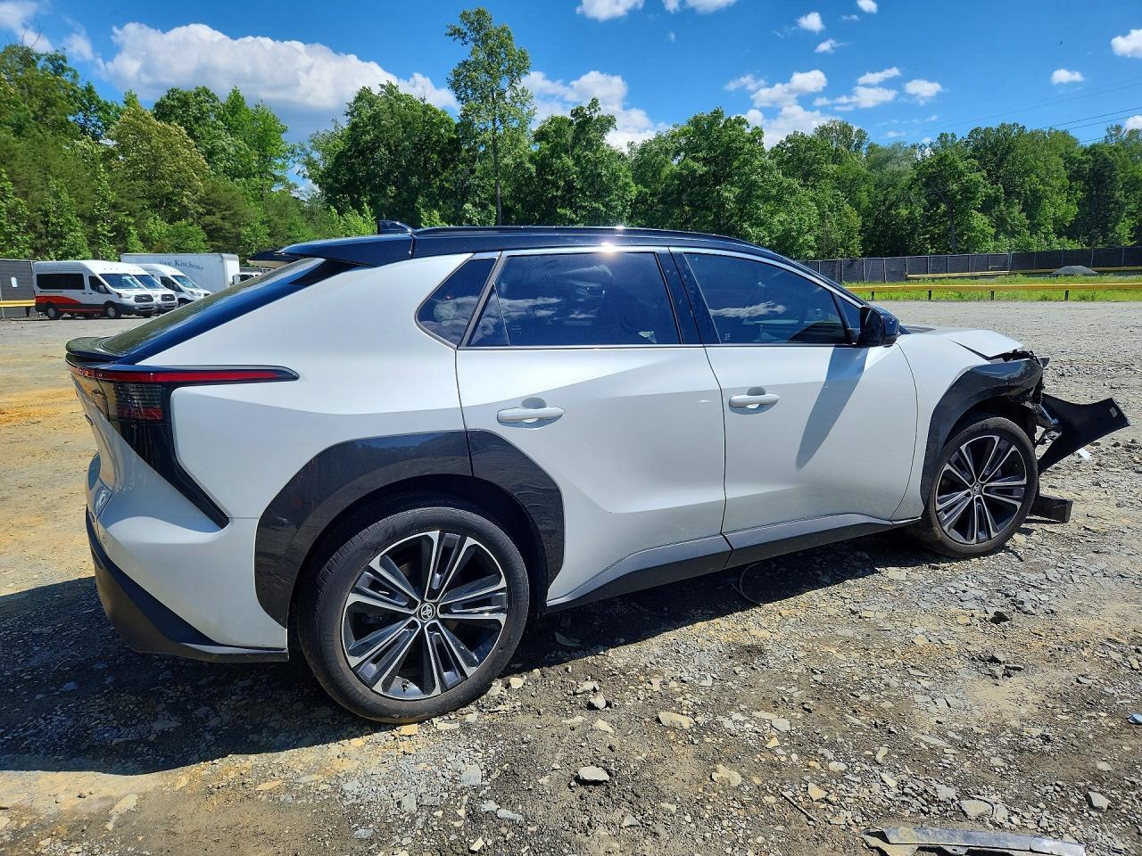 2023 Toyota Bz4X Limited - Image 3
