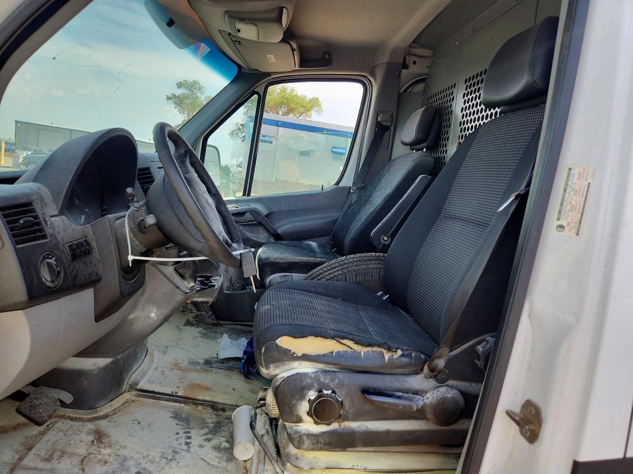2008 Dodge Sprinter 2500 - Image 7