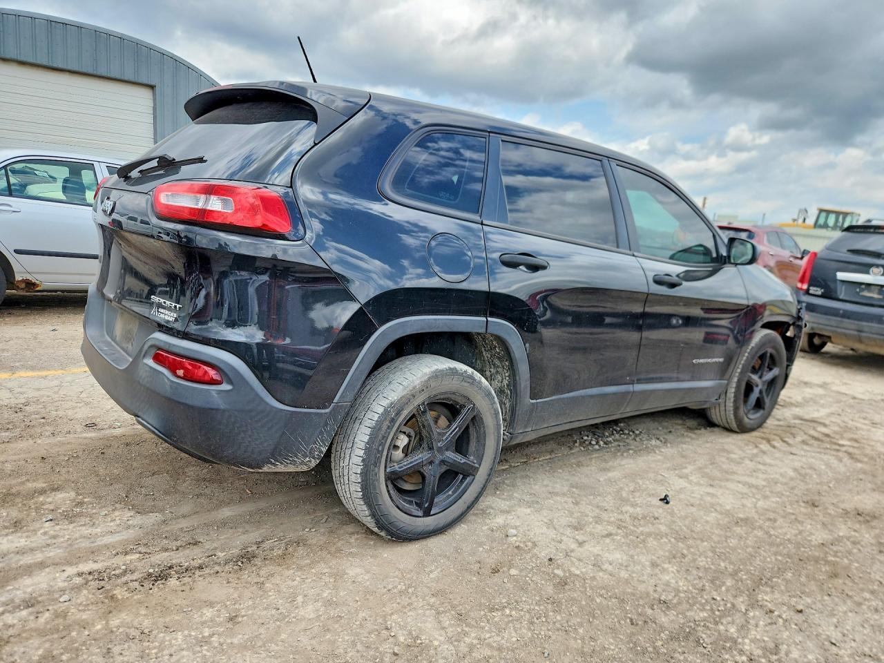2015 Jeep Cherokee Sport - Image 3