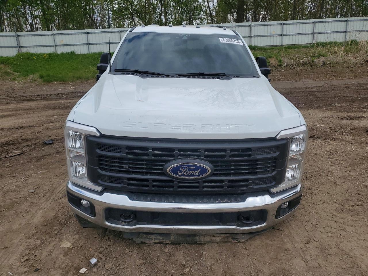 2025 Ford F350 Super Duty - Фото 5