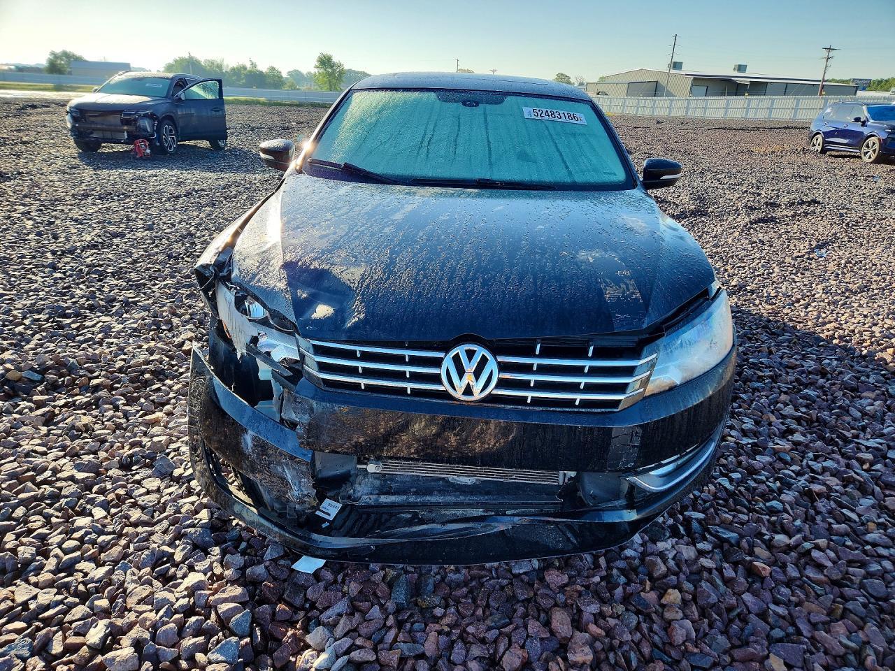 2013 Volkswagen Passat Sel - Image 5