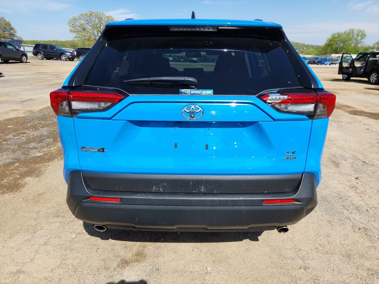 2020 Toyota Rav4 Le - Фото 6