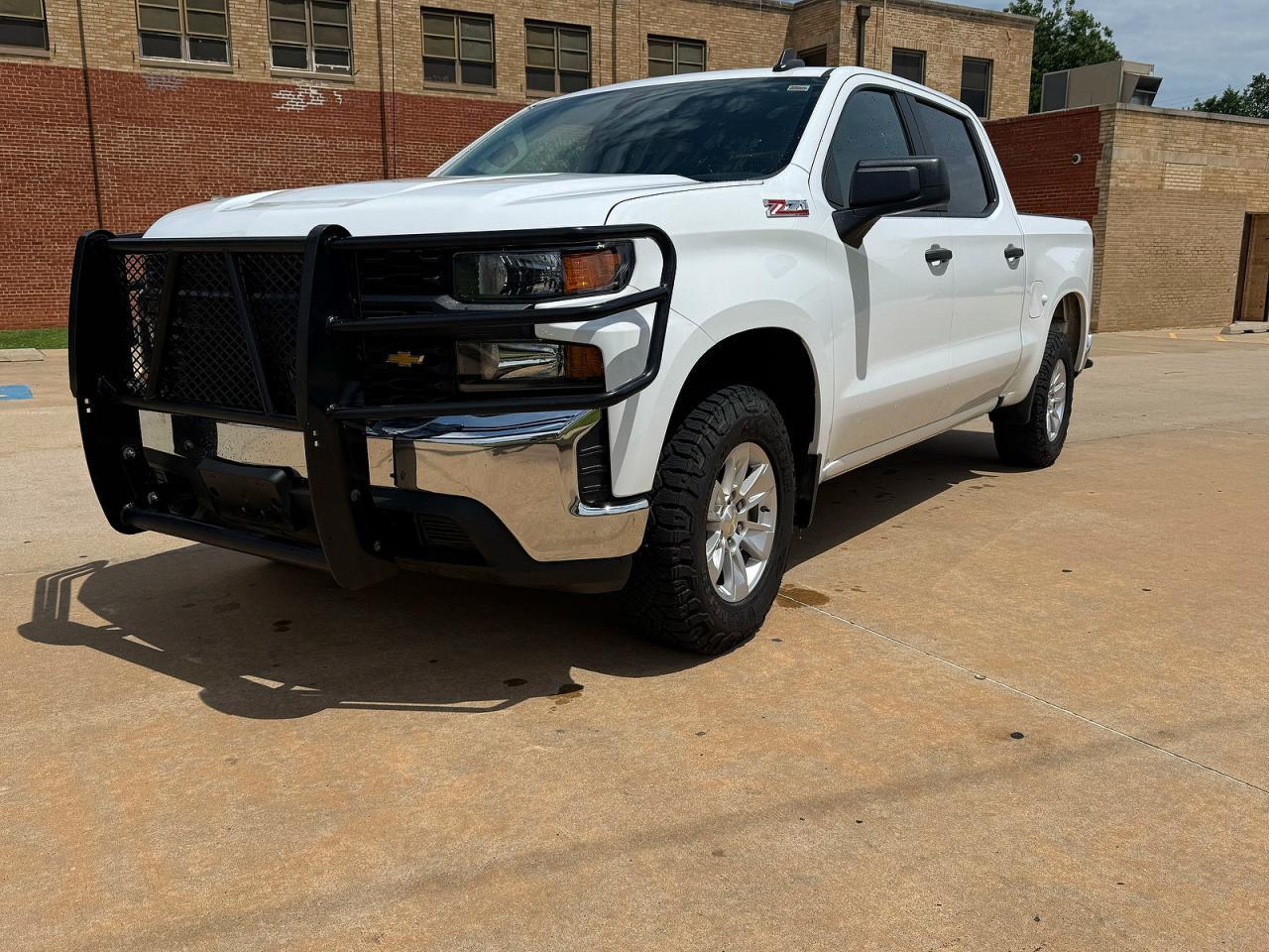 2021 Chevrolet Silverado K1500 - Фото 2