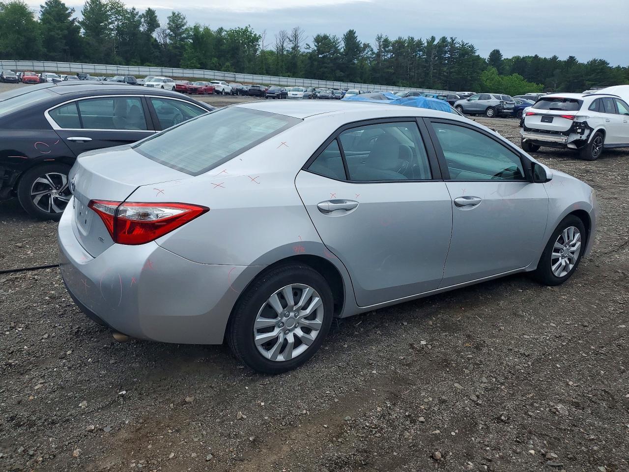 2015 Toyota Corolla Le - Фото 3