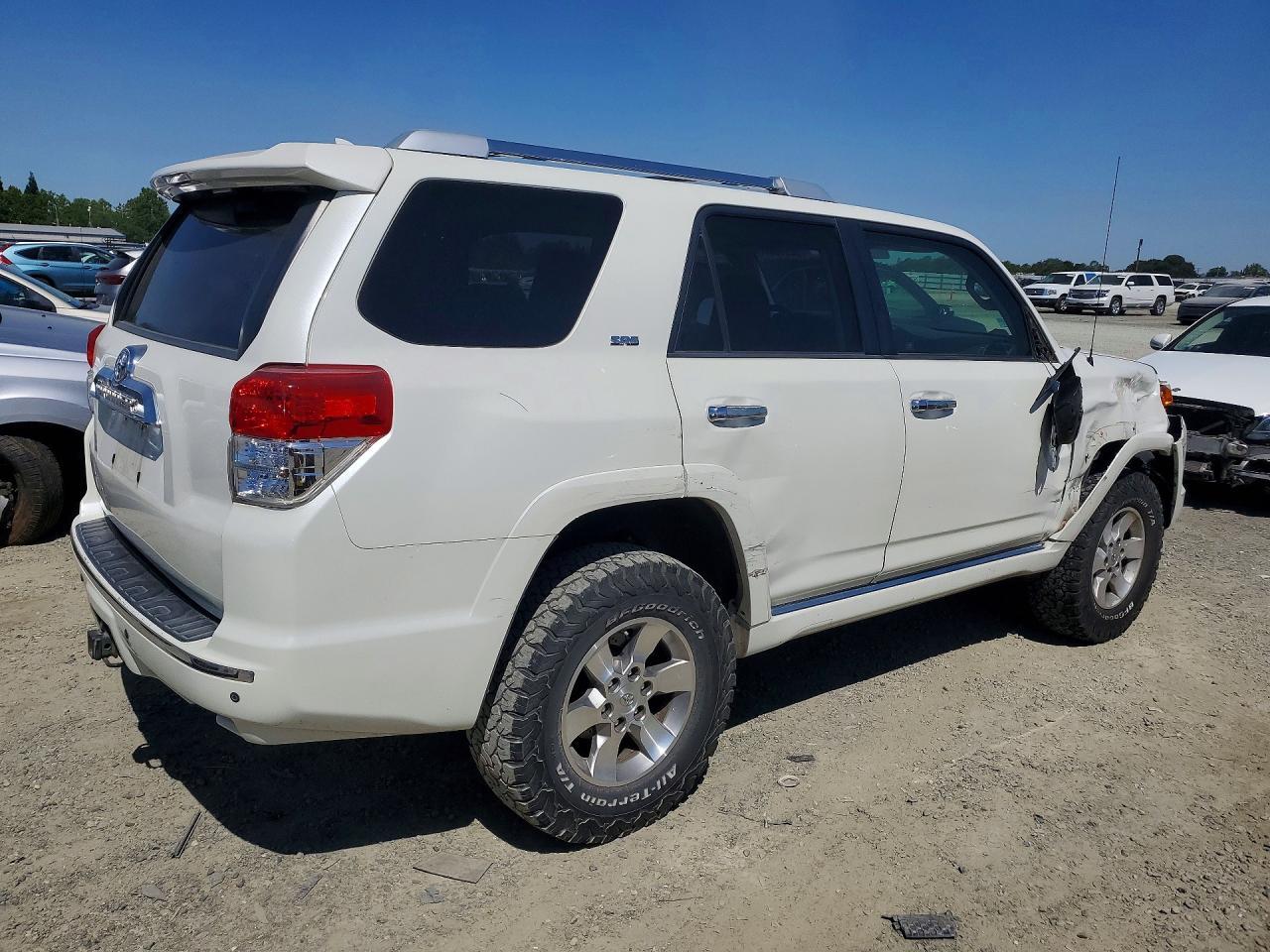2012 Toyota 4Runner Sr5 - Image 3