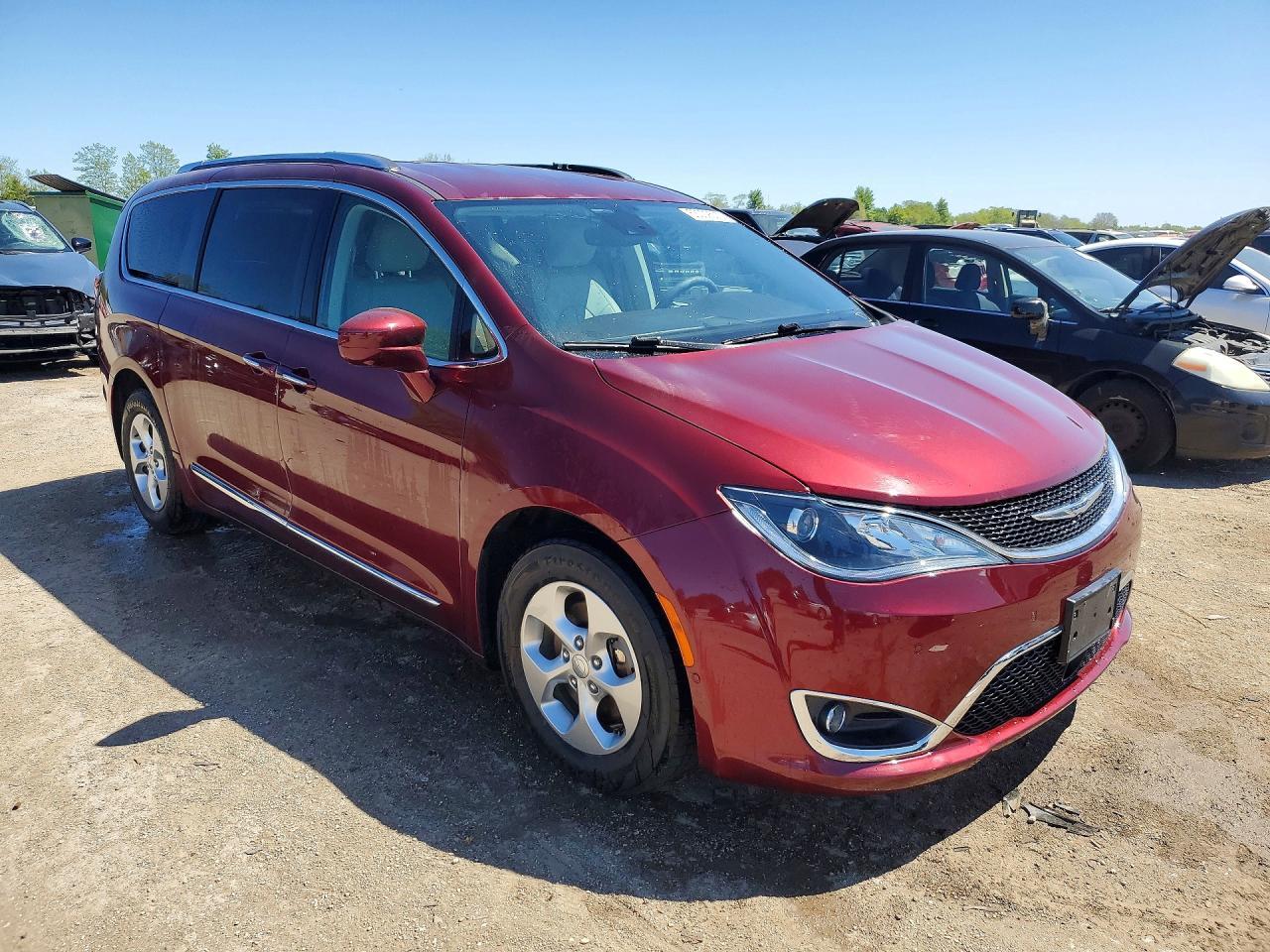 2017 Chrysler Pacifica Touring L Plus - Image 4