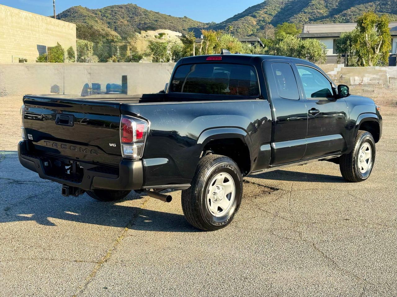 2023 Toyota Tacoma Sr V6 - Фото 4