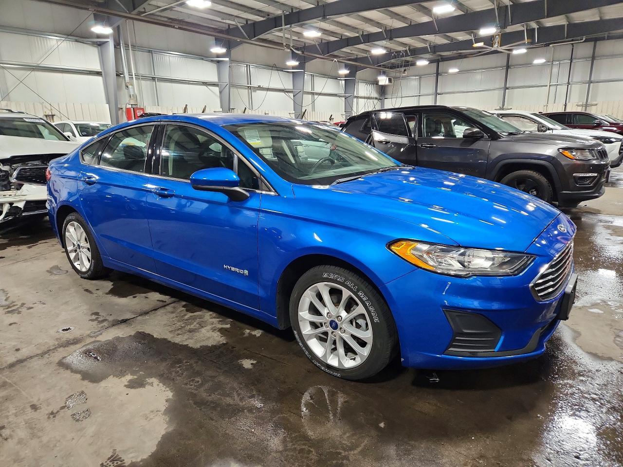 2019 Ford Fusion Se - Image 4
