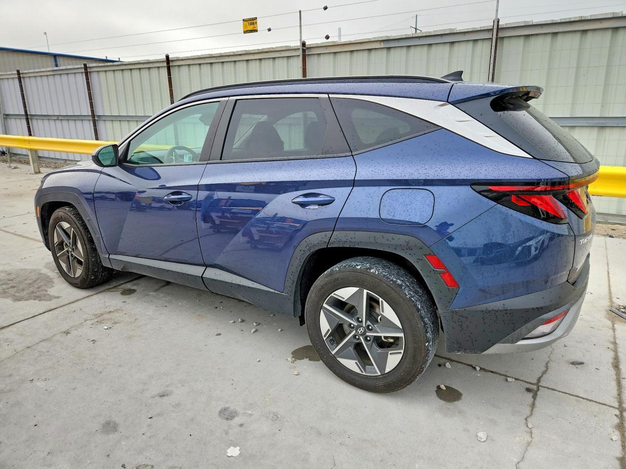 2025 Hyundai Tucson Sel - Image 2