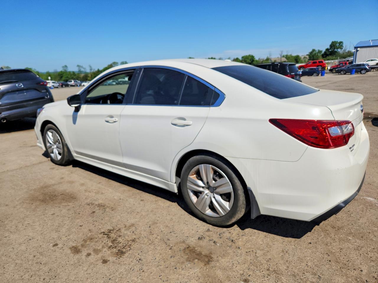 2019 Subaru Legacy 2.5I - Фото 2