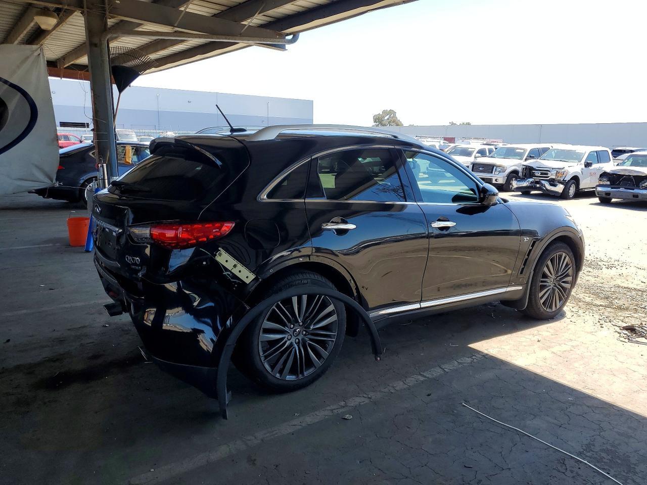 2017 Infiniti Qx70 Base - Image 3
