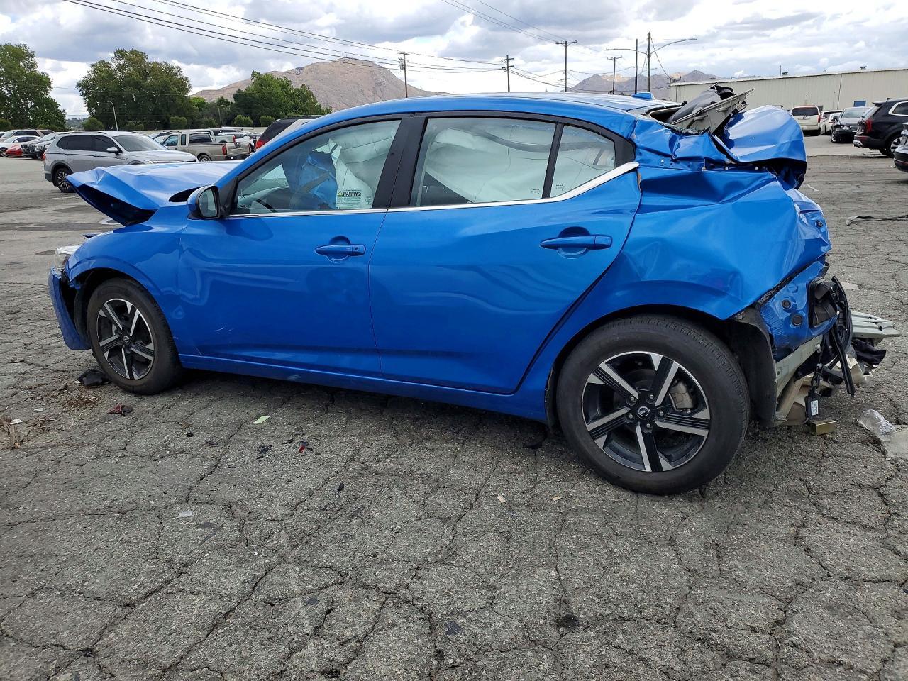 2025 Nissan Sentra Sv - Image 2
