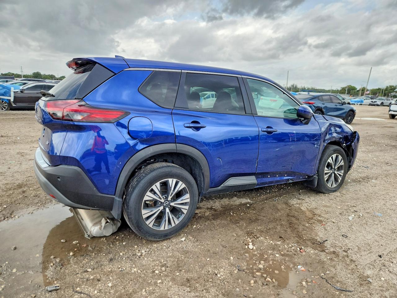 2023 Nissan Rogue Sv - Фото 3