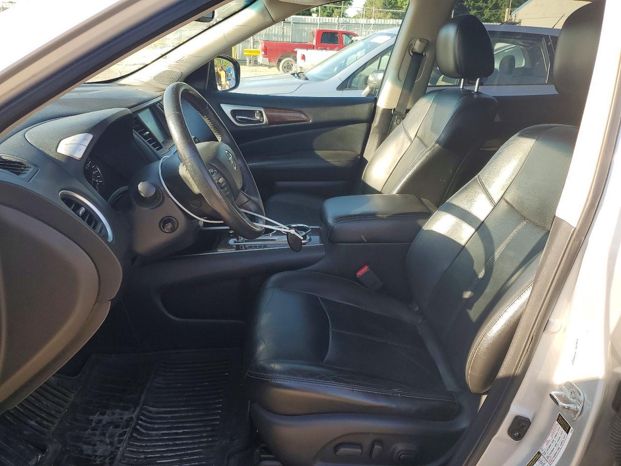 2013 Nissan Pathfinder S - Image 7