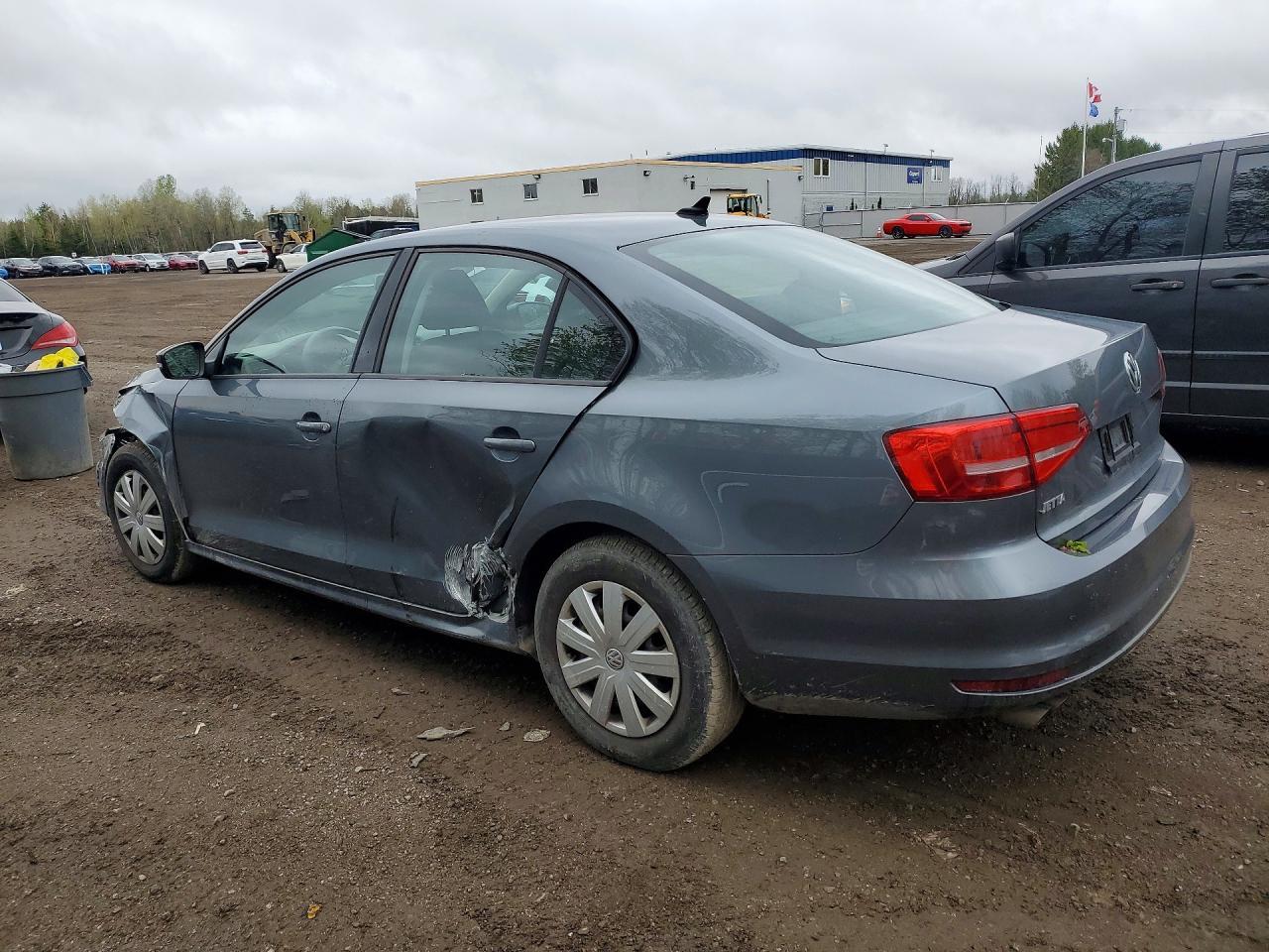 2015 Volkswagen Jetta Base - Фото 2