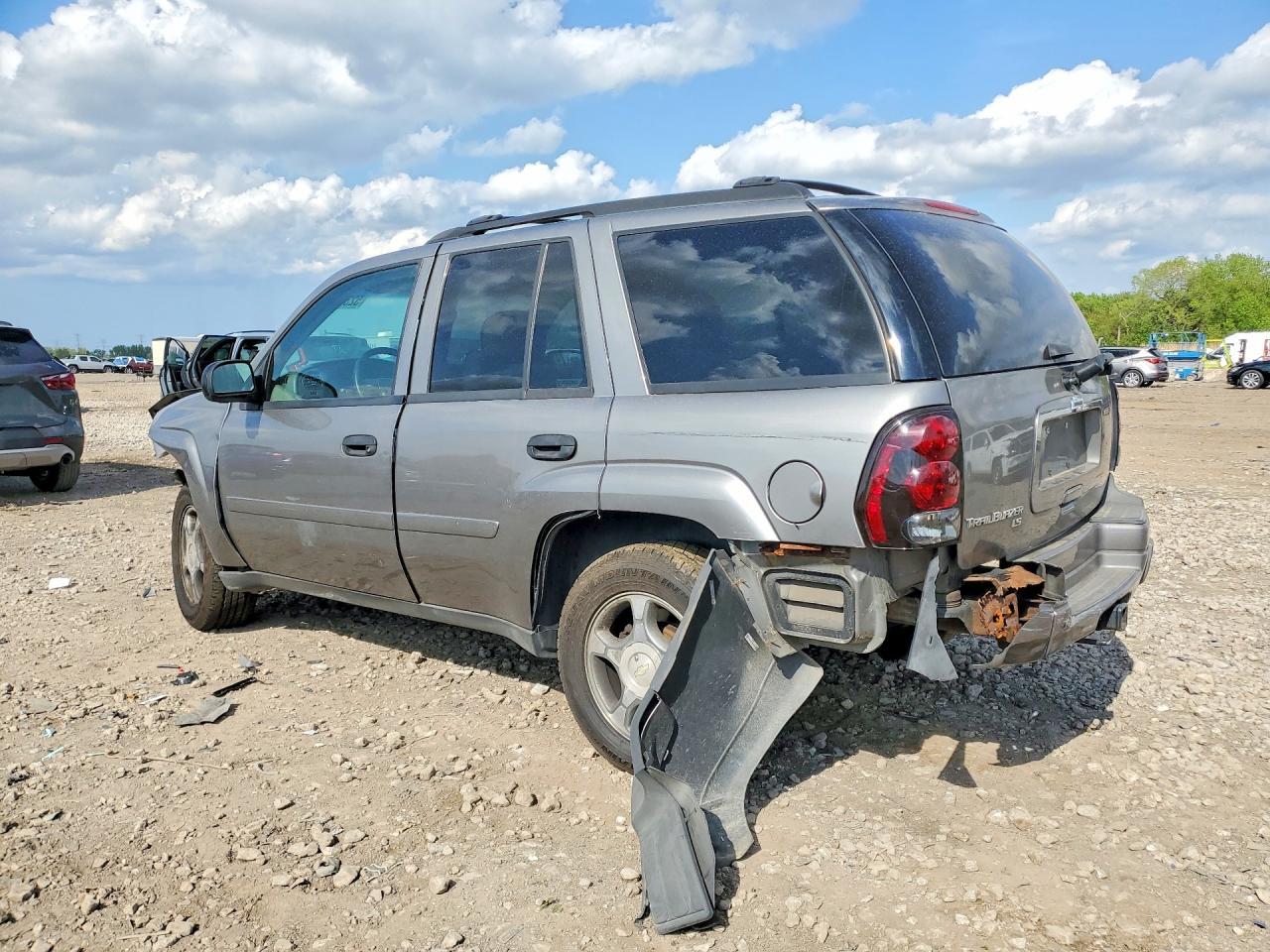 2007 Chevrolet Trailblazer Ls - Фото 2