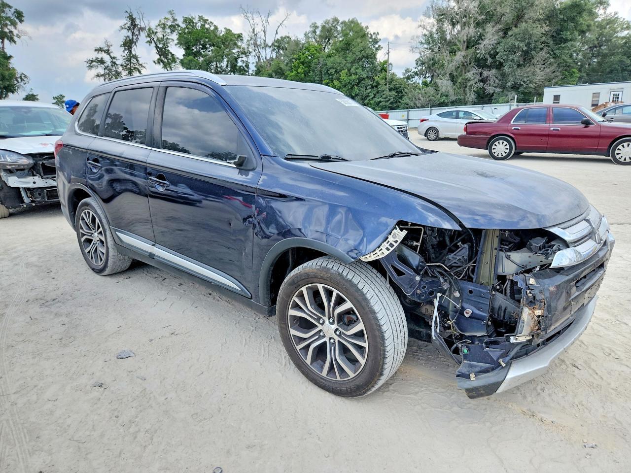 2018 Mitsubishi Outlander Se - Фото 4