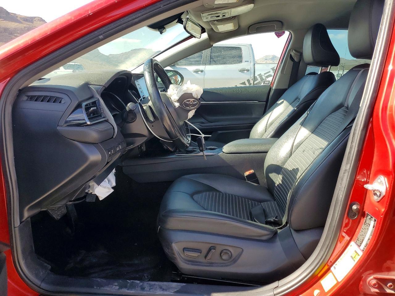 2022 Toyota Camry Se - Фото 7