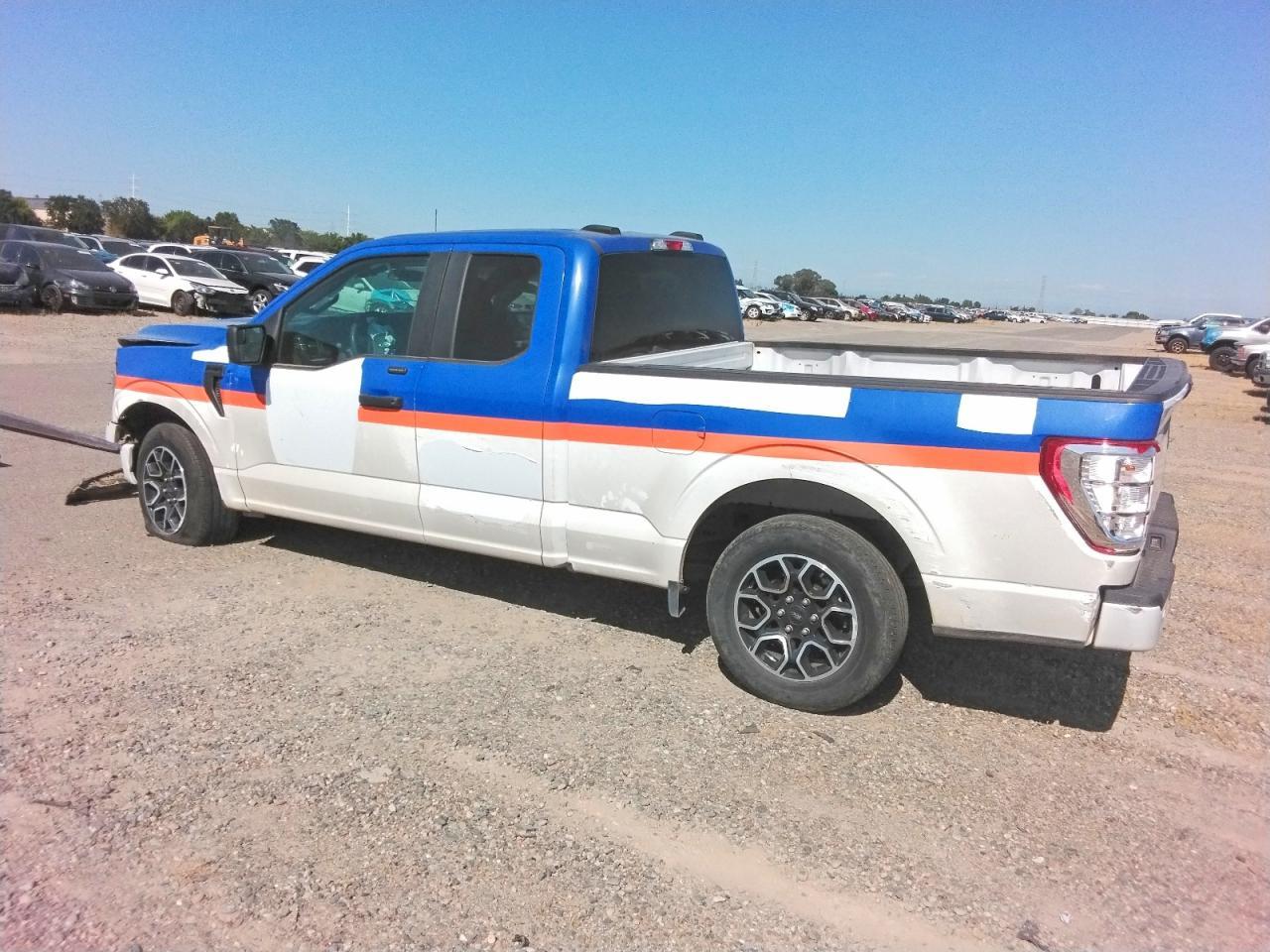 2023 Ford F150 Super Cab - Фото 2