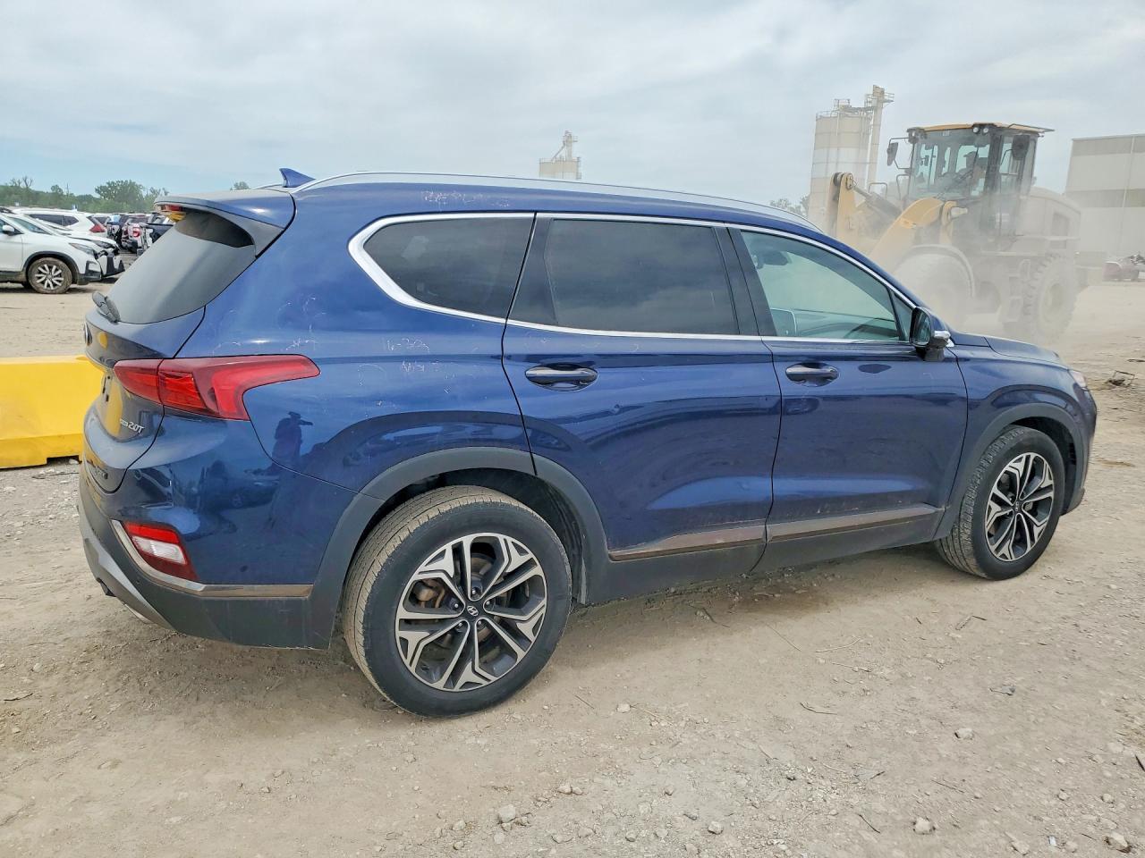 2020 Hyundai Santa Fe Limited 2.0T - Фото 3