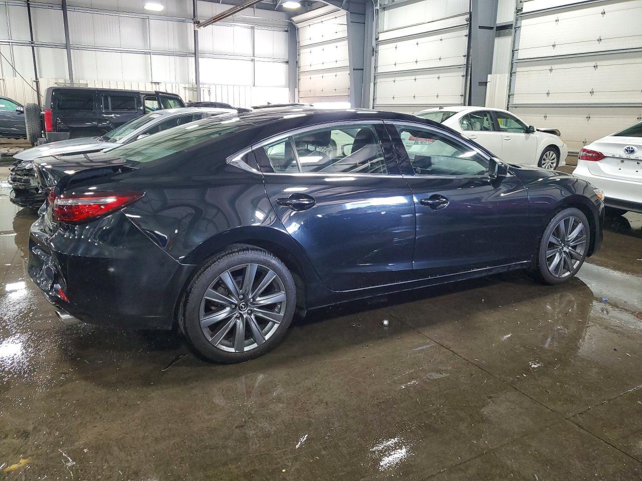 2018 Mazda 6 Grand Touring - Image 3