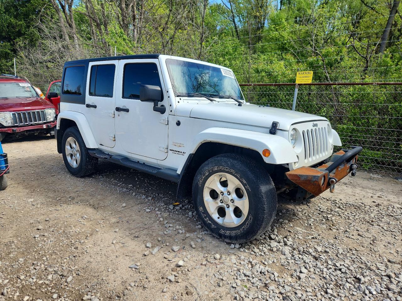 2015 Jeep Wrangler Unlimited Sahara - Фото 4