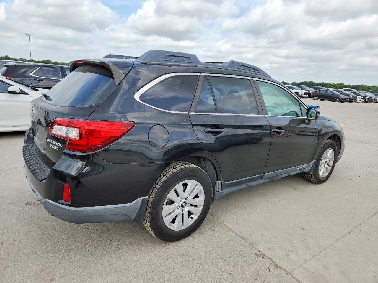2015 Subaru Outback 2.5I Premium - Фото 3
