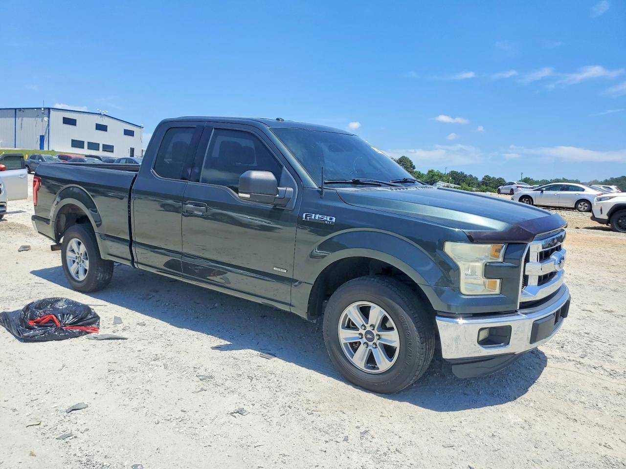 2015 Ford F150 Super Cab - Фото 4