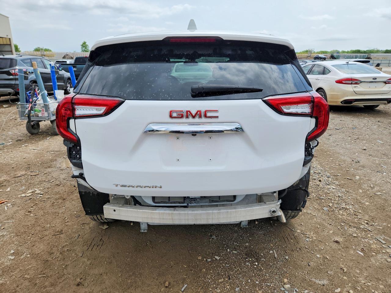2022 GMC Terrain Sle - Фото 6