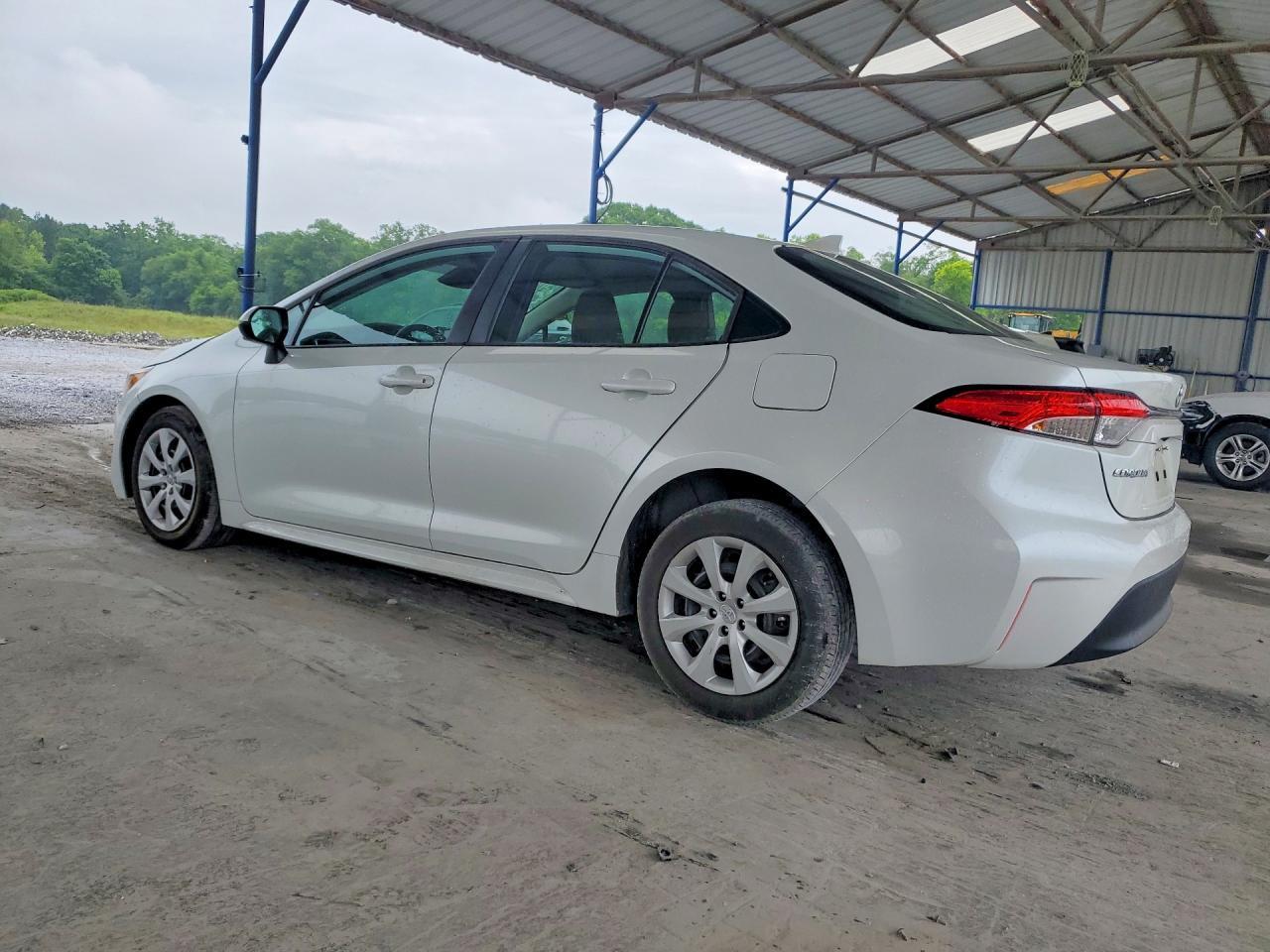 2024 Toyota Corolla Le - Фото 2