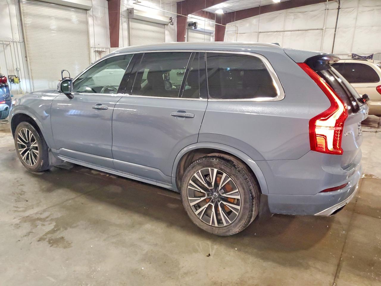 2021 Volvo Xc90 T5 Momentum - Фото 2
