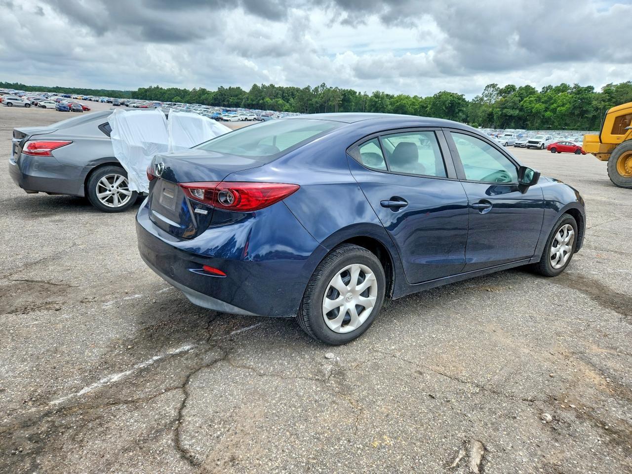 2015 Mazda 3 Sport - Фото 3