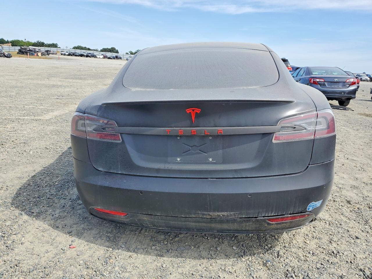 2020 Tesla Model S - Image 6
