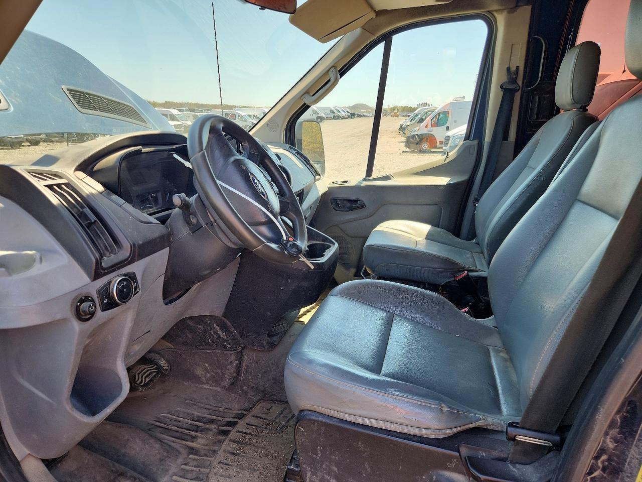 2015 Ford Transit T-350 - Фото 7